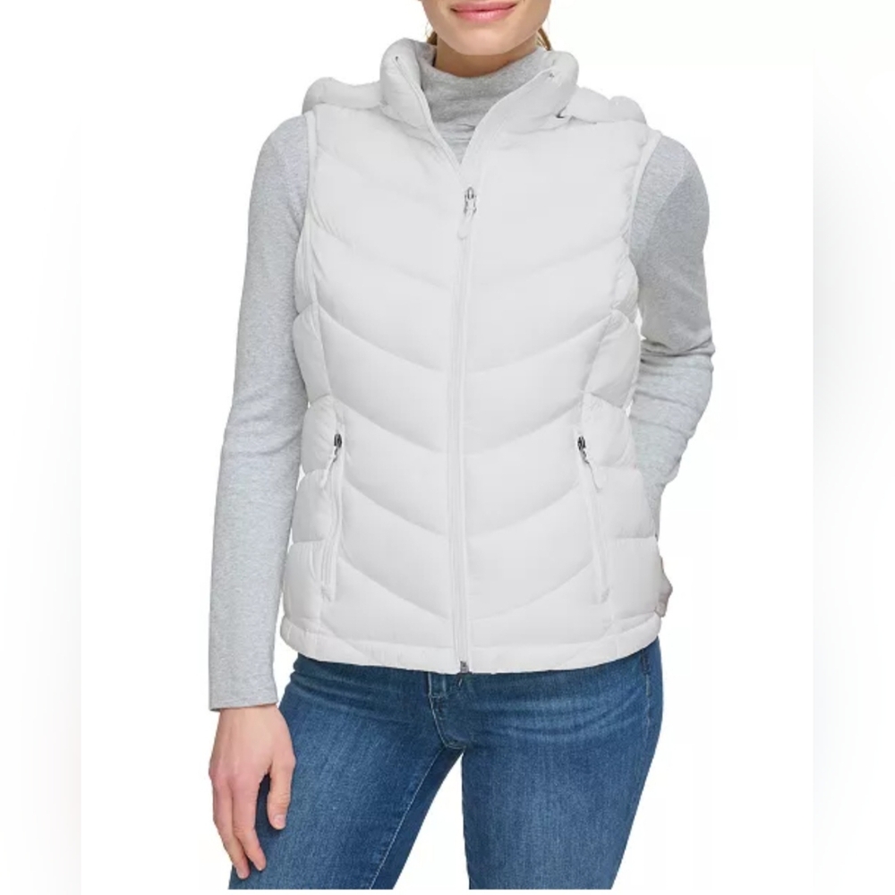 Charter Club Women's Packable Hooded Puffer Vest